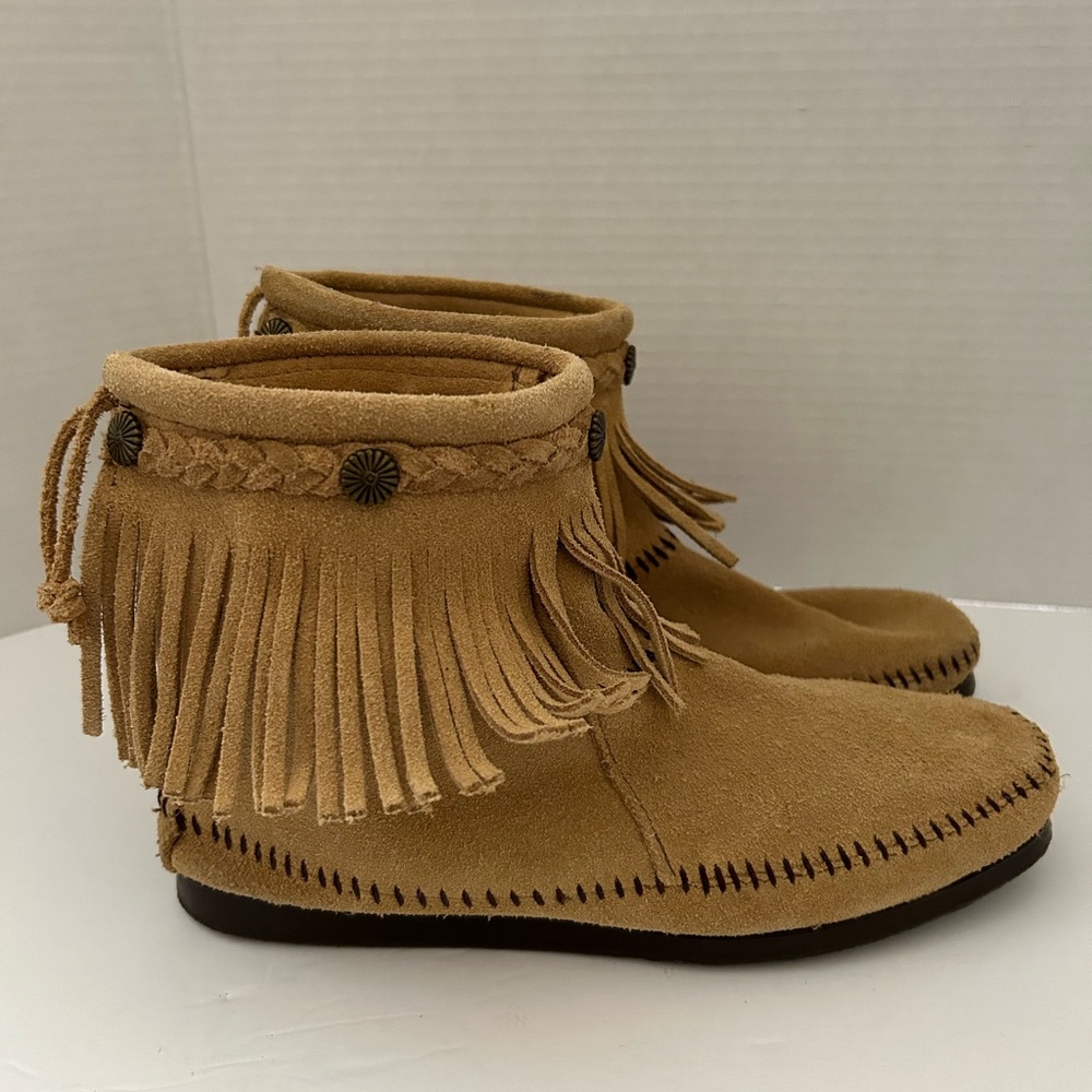 Minnetonka Suede Ankle Boots  Size 7